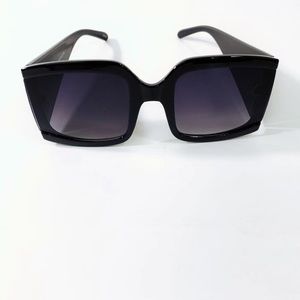HOT TRENDY Elegant modern oversize thick look sunglasses